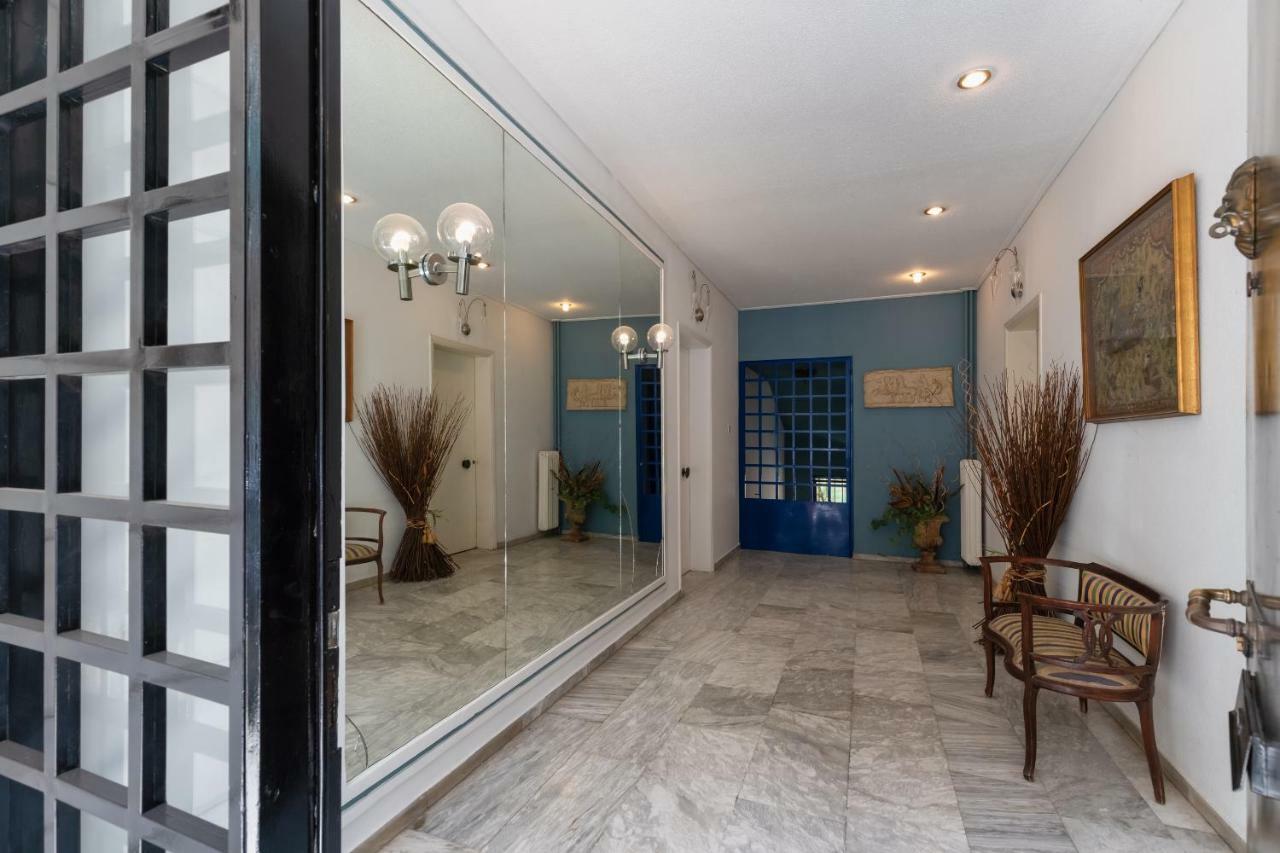 Апартаменты Acropolis Koukaki Loft Private Garden Афины Экстерьер фото