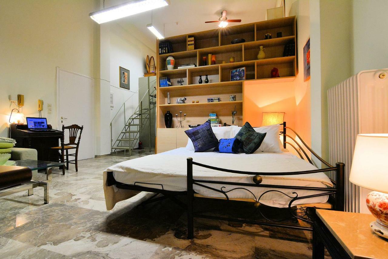 Апартаменты Acropolis Koukaki Loft Private Garden Афины Экстерьер фото